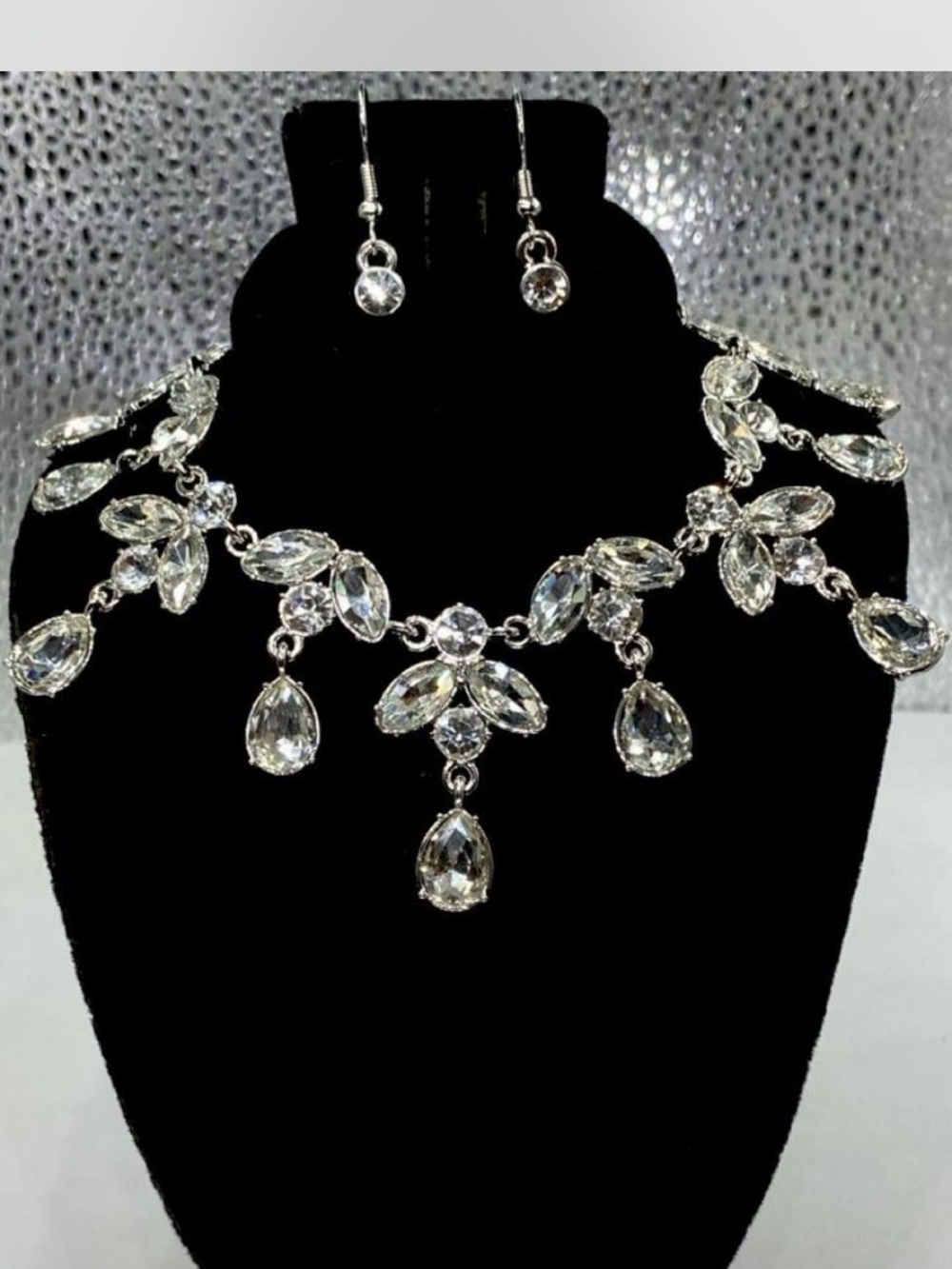 * Diamonds are Forever ^^^ Iced / Rhinestone Necklace * Earrings *** Silverwear